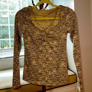 H&M detailed long sleeve top.